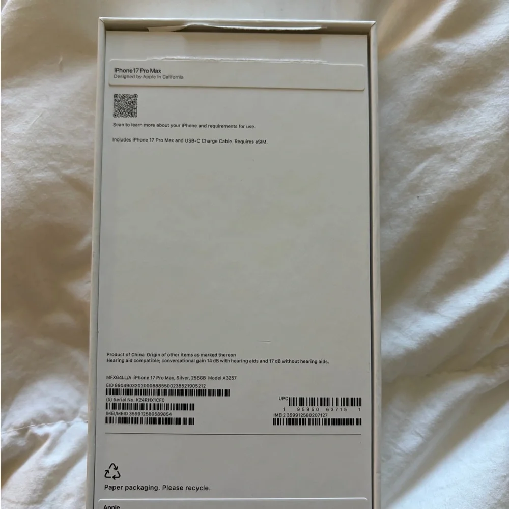 Apple iPhone 17 Pro max Box